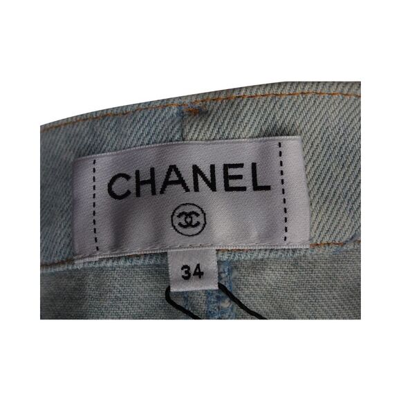 Chanel Colorblock Button-Detail Shorts in Light Blue Cotton - Picture 5 of 5